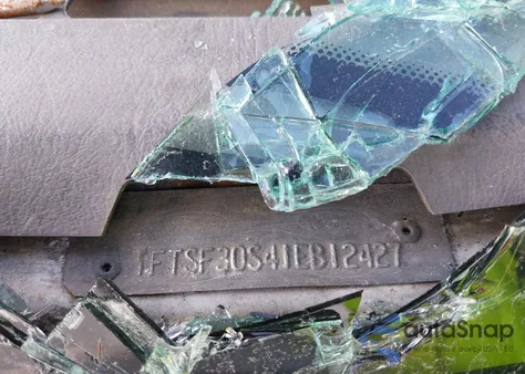 2001 Ford F-350 Xl/Xlt from USA, damaged, VIN 1FTSF30S41EB12427